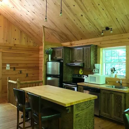 Quiet, Cozy And Comfortable Chalet Val-des-Lacs Exterior photo